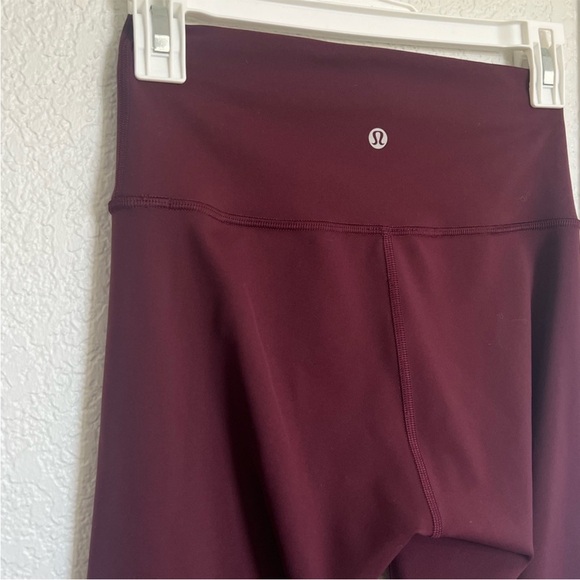 Lululemon Wunder Train High-Rise Crop 21" in Cassis - Picture 8 of 12